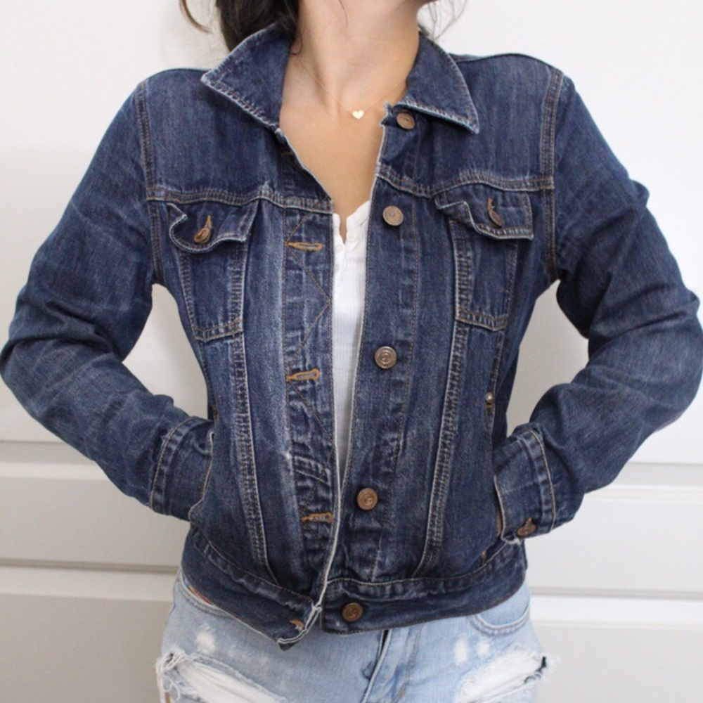 VINTAGE JEAN JACKET